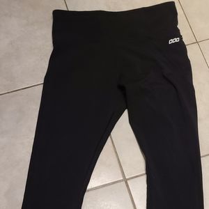 Lg Lorna Jane Capri Legging